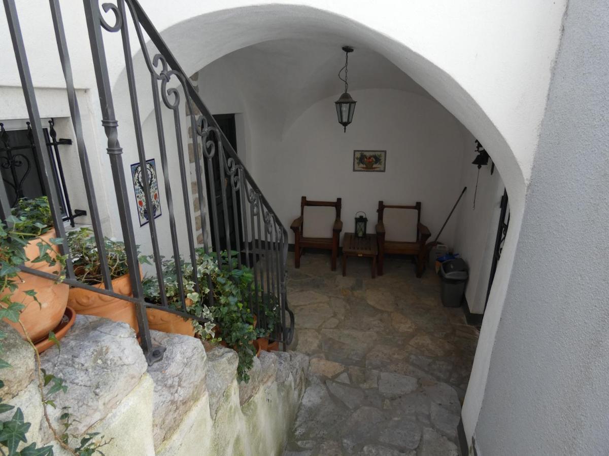 Apartments Getruda Krk Town Luaran gambar
