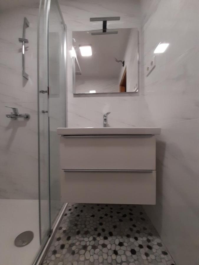 Apartments Getruda Krk Town Luaran gambar