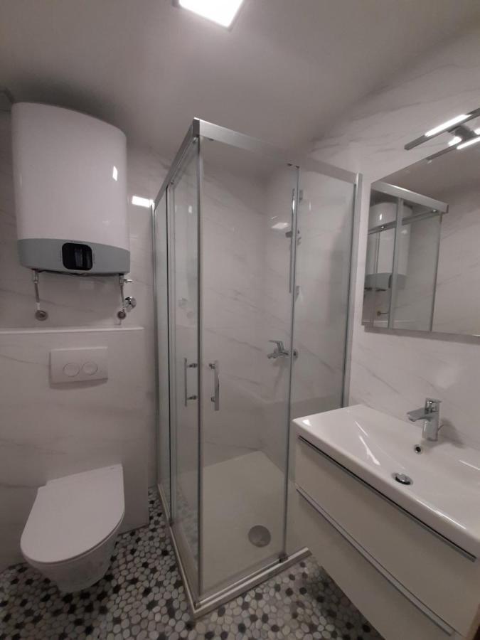 Apartments Getruda Krk Town Luaran gambar