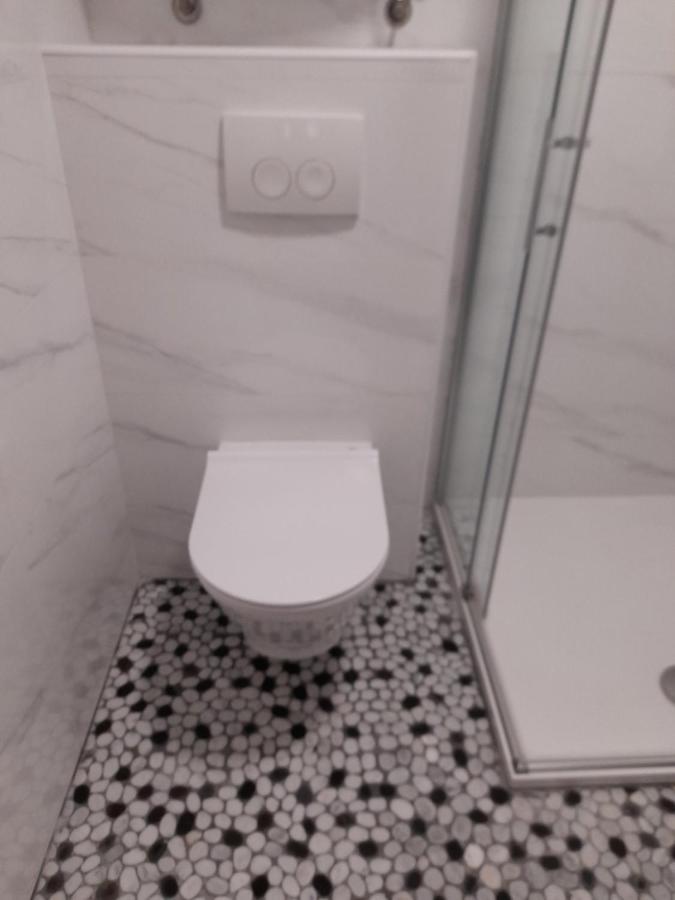 Apartments Getruda Krk Town Luaran gambar