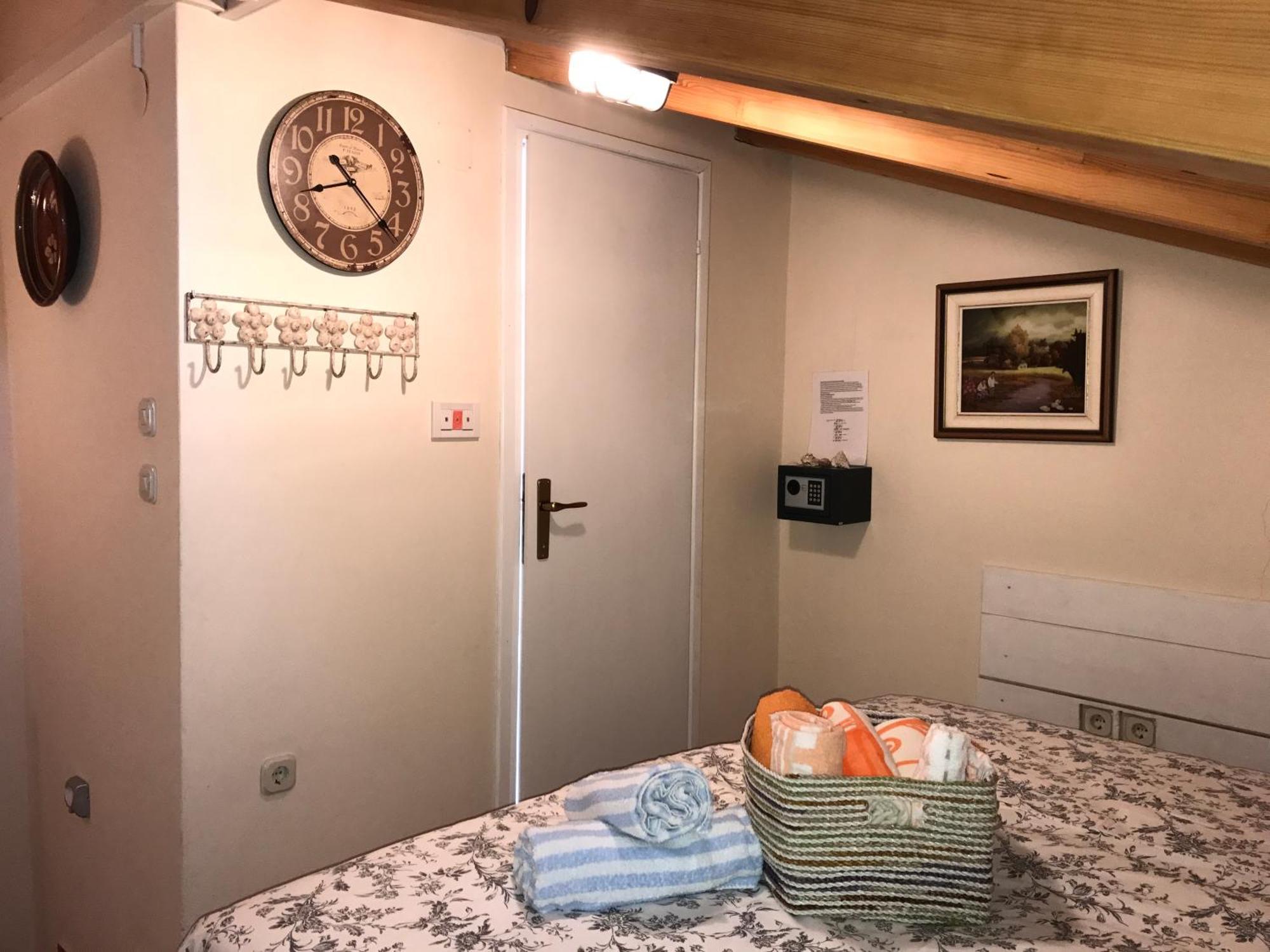 Apartments Getruda Krk Town Luaran gambar