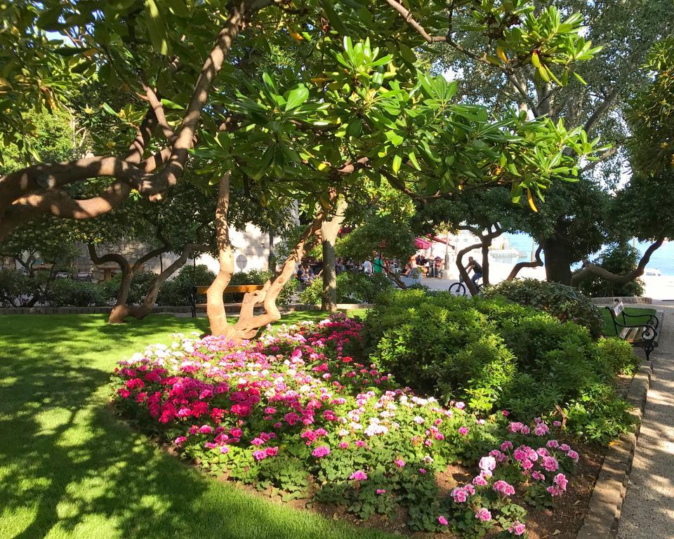 Apartments Getruda Krk Town Luaran gambar